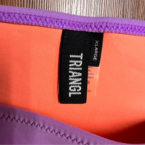 Triangl swimsuit - Picture 4 of 4